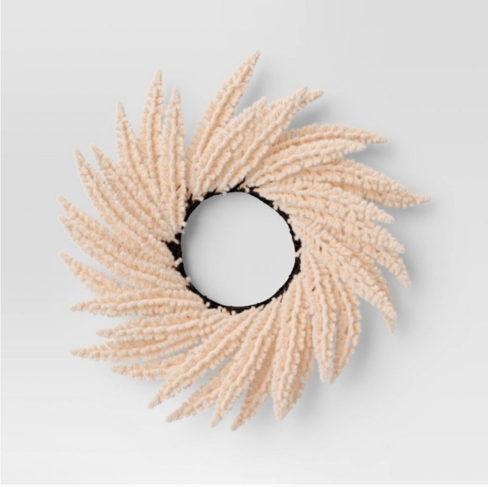 Room Essentials NWT 12" Faux Pampas Mini Wreath In Whisper Pink